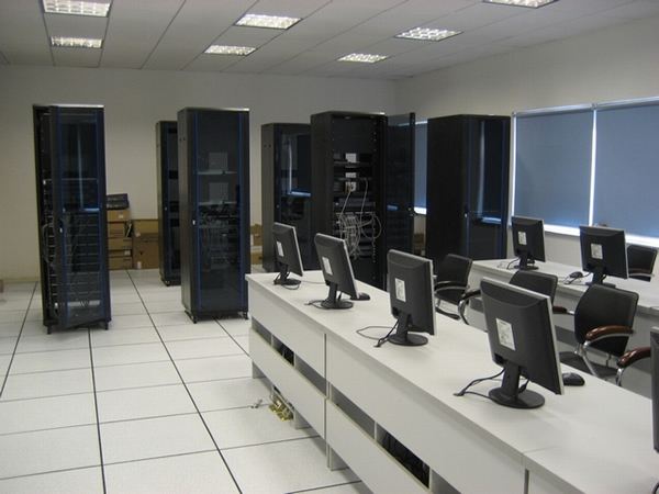 口碑鑄就價值，服務(wù)創(chuàng)造輝煌——蘇州鉆之冠智能科技的弱電工程與計(jì)算機(jī)網(wǎng)絡(luò)系統(tǒng)專業(yè)報價與服務(wù)解析